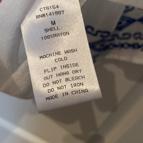 TCEC size M 3/4 bell sleeve  off shoulder or regular top - Picture 4 of 6